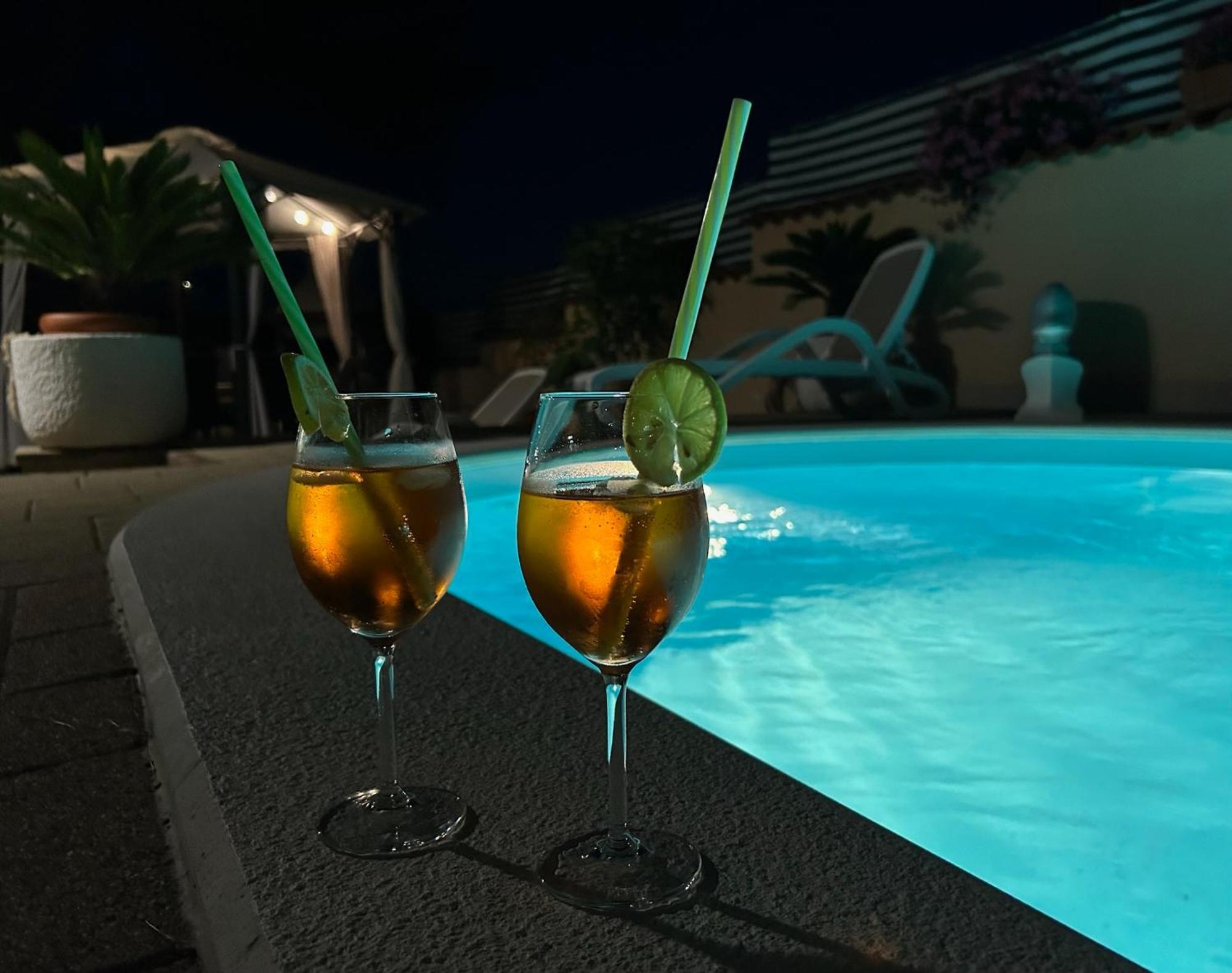 Holiday Home Villa Romantica Sveti Filip i Jakov Exteriör bild