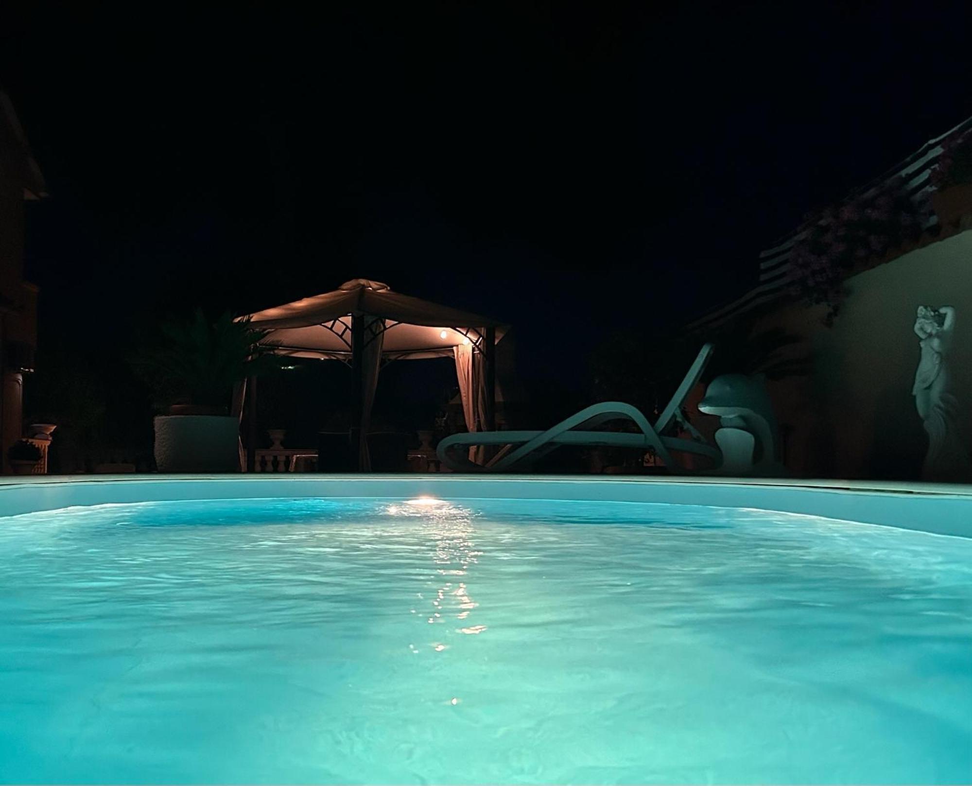 Holiday Home Villa Romantica Sveti Filip i Jakov Exteriör bild