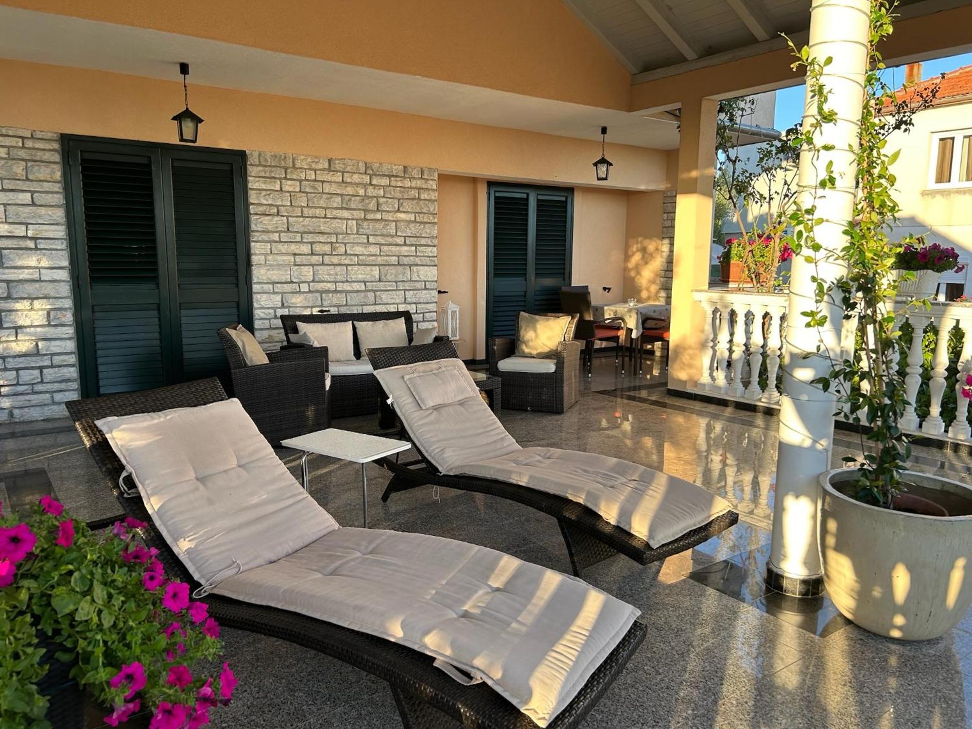 Holiday Home Villa Romantica Sveti Filip i Jakov Exteriör bild