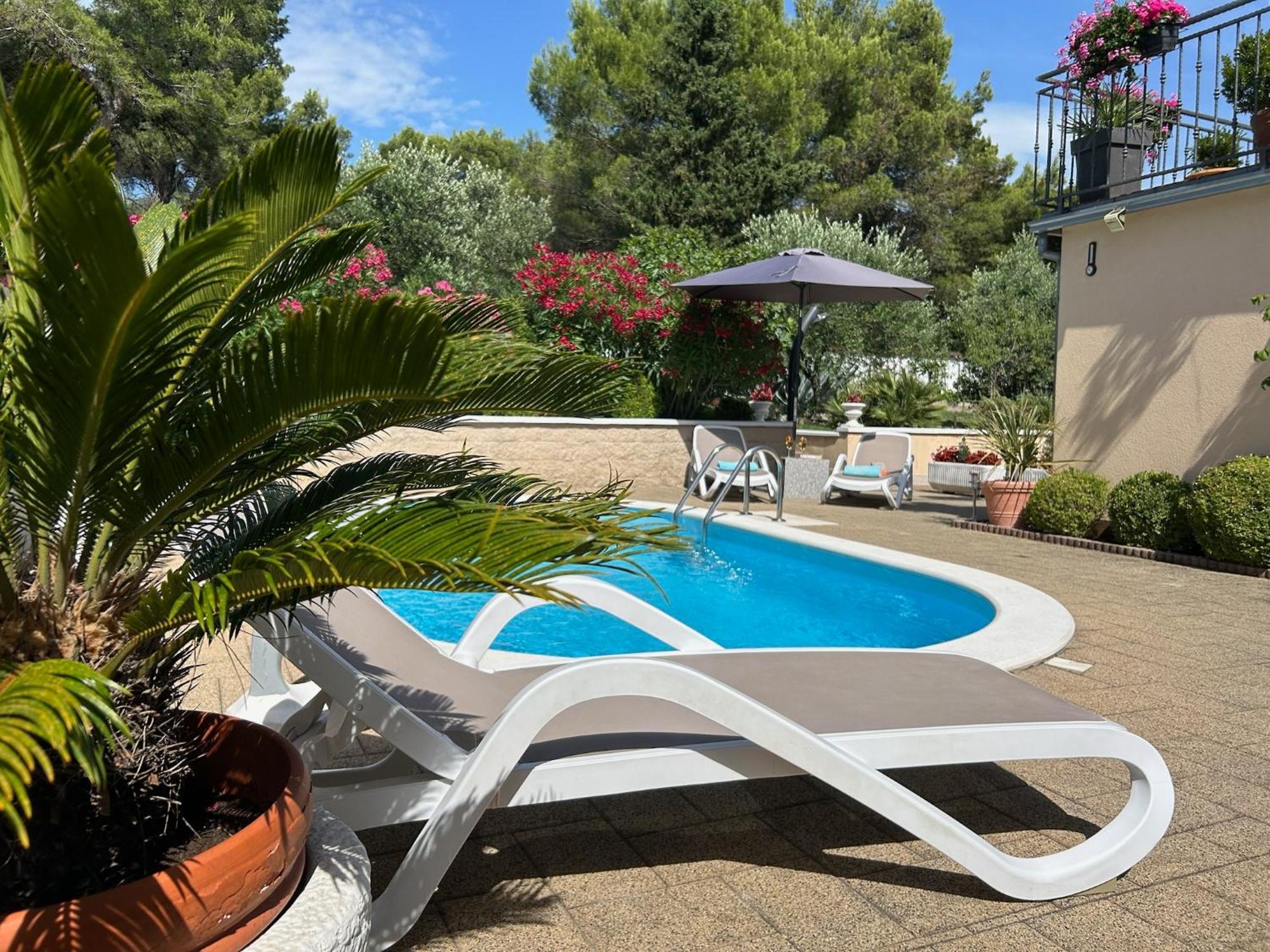 Holiday Home Villa Romantica Sveti Filip i Jakov Exteriör bild